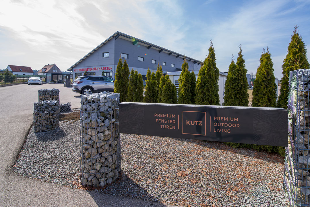 Das Firmengebäude und die Showrooms von Kutz Premium
