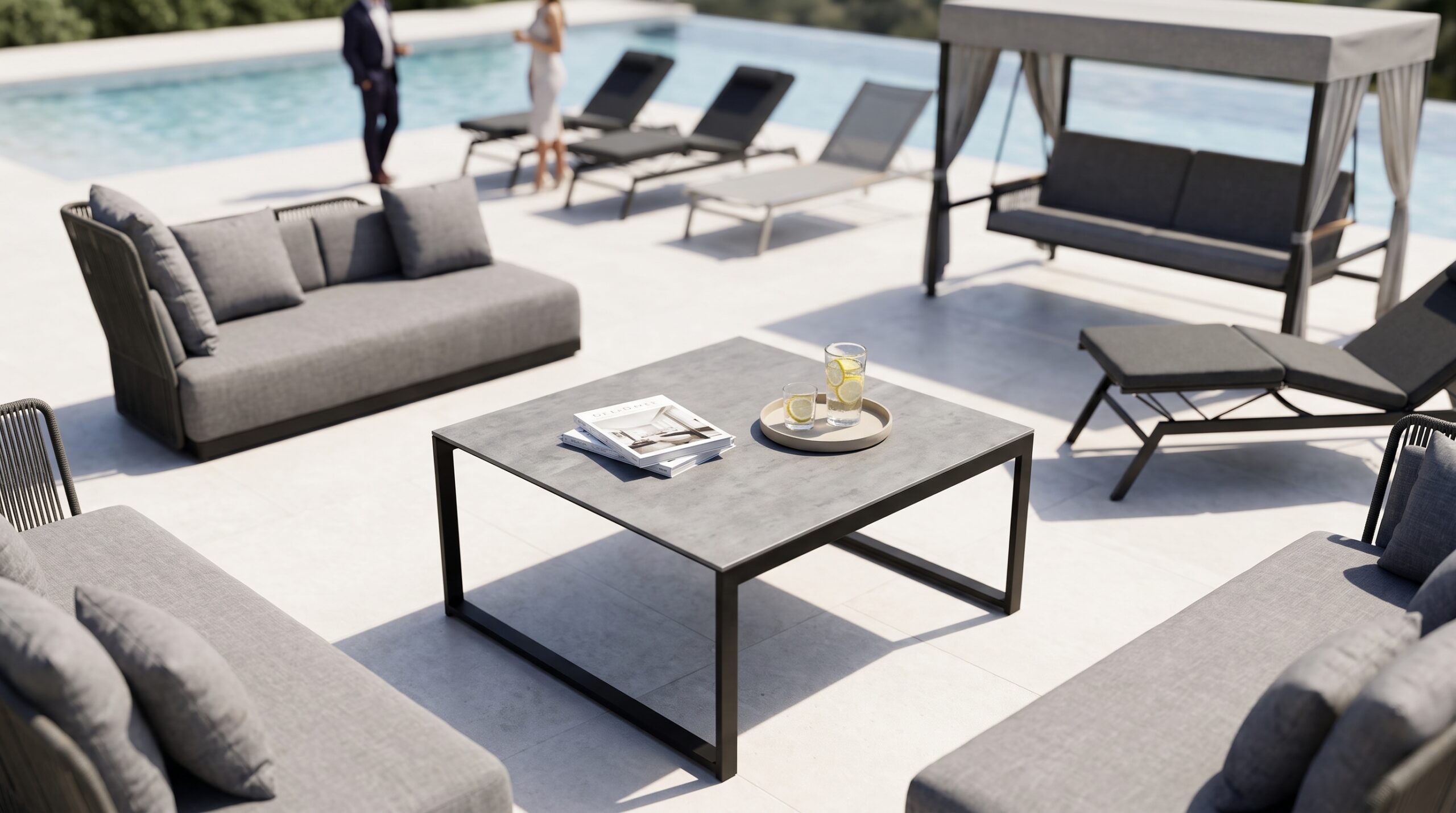 K-Design Pure 90 × 90 Outdoor-Loungetisch mit Keramikplatte auf einer modernen Terrasse