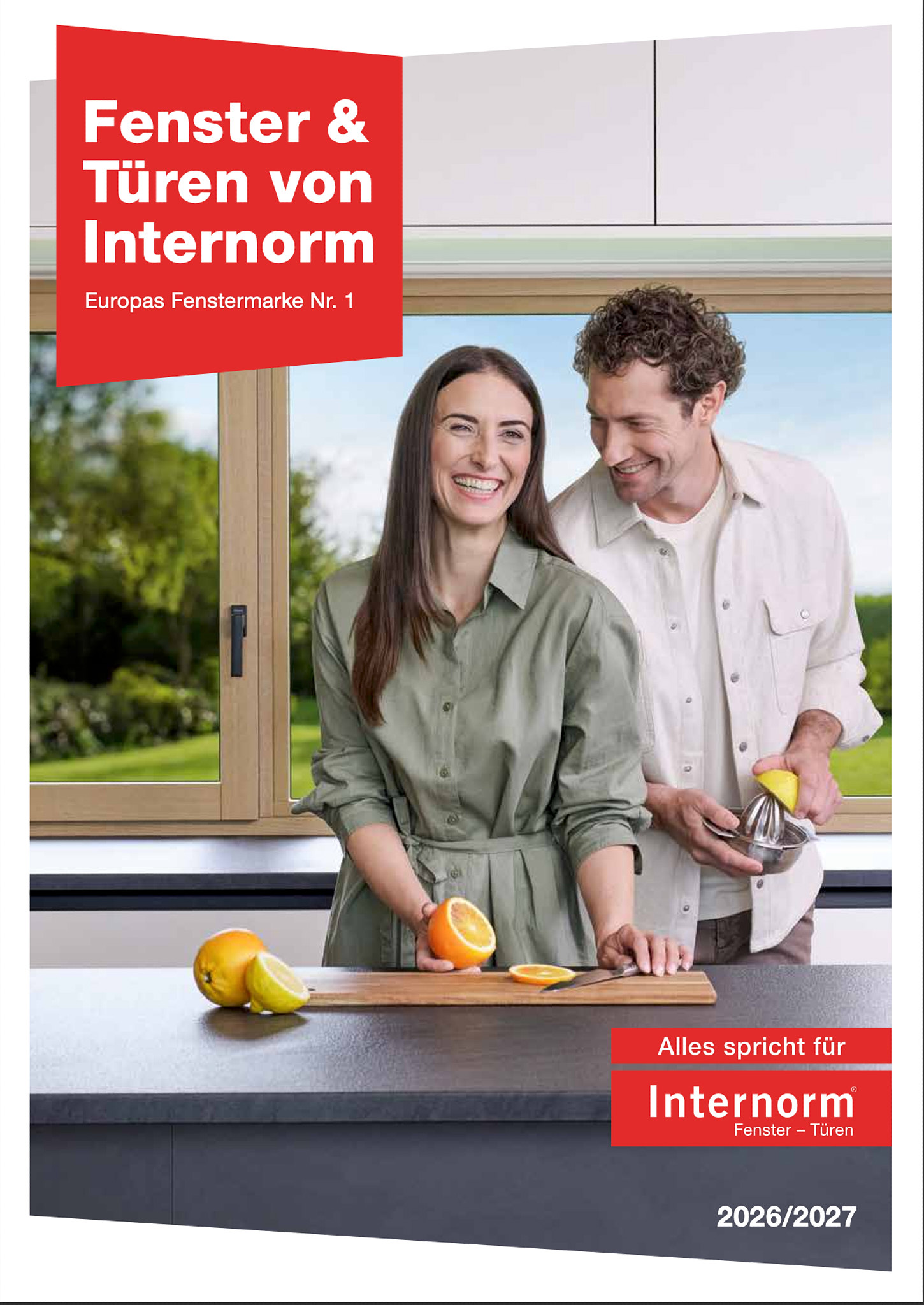 Titelbild des Internorm Fenster- und Türenbuchs 2026/2027